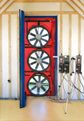 Blower door multi ventilateurs